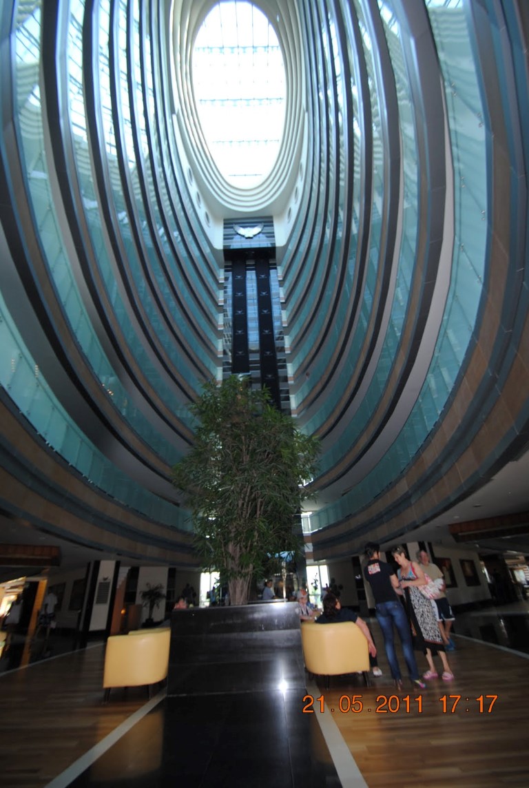 imagini hotel ROYAL WINGS LARA